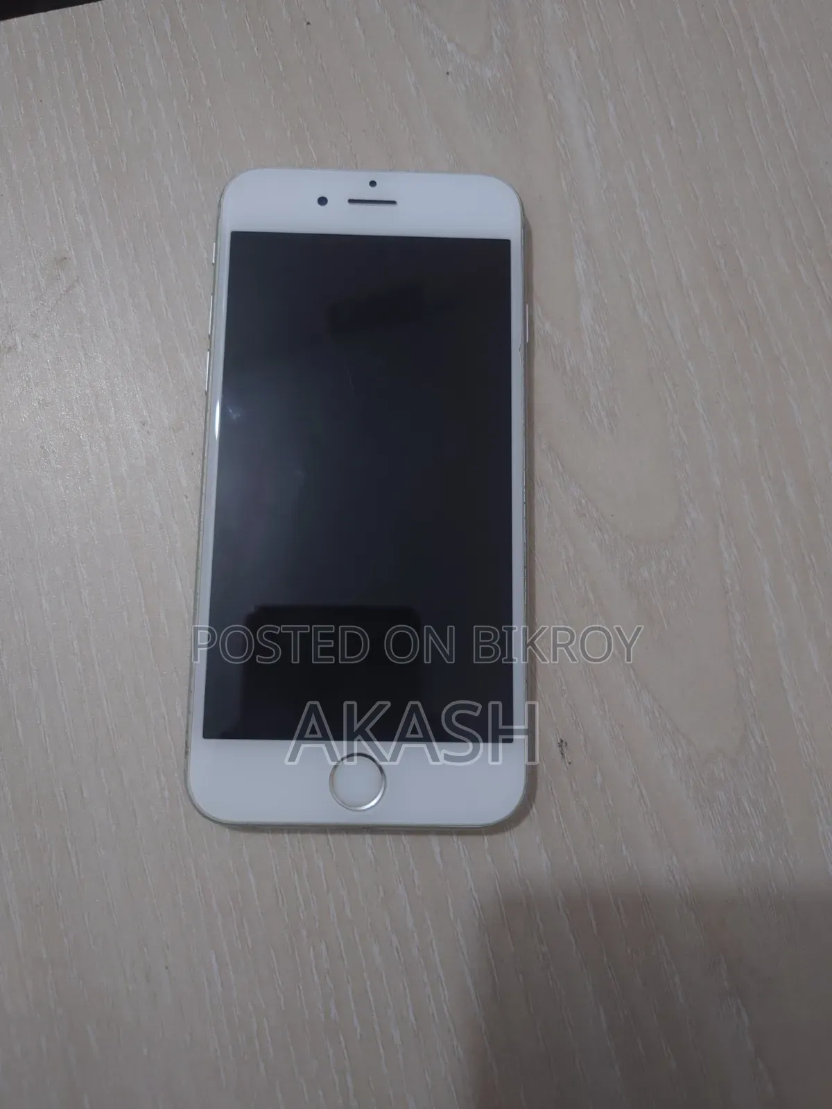 Apple iPhone 6s 16 GB White