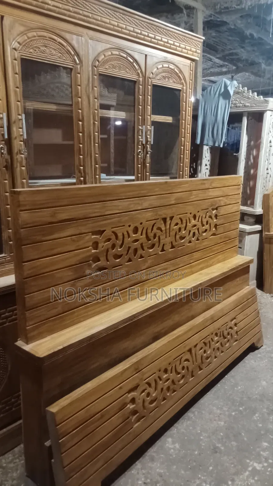 ২.৫ ইঞ্চি মোটা সলিড কাঠের খাট বিক্রি করা হবে