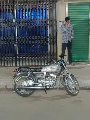 Yamaha 1998 Silver