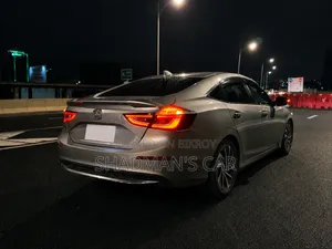 হোন্ডা ইনসাইট ইএক্স ২০১৯ সিলভার