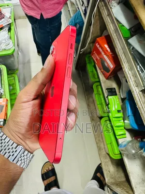অ্যাপল আইফোন ১২ ৬৪ জিবি রেড