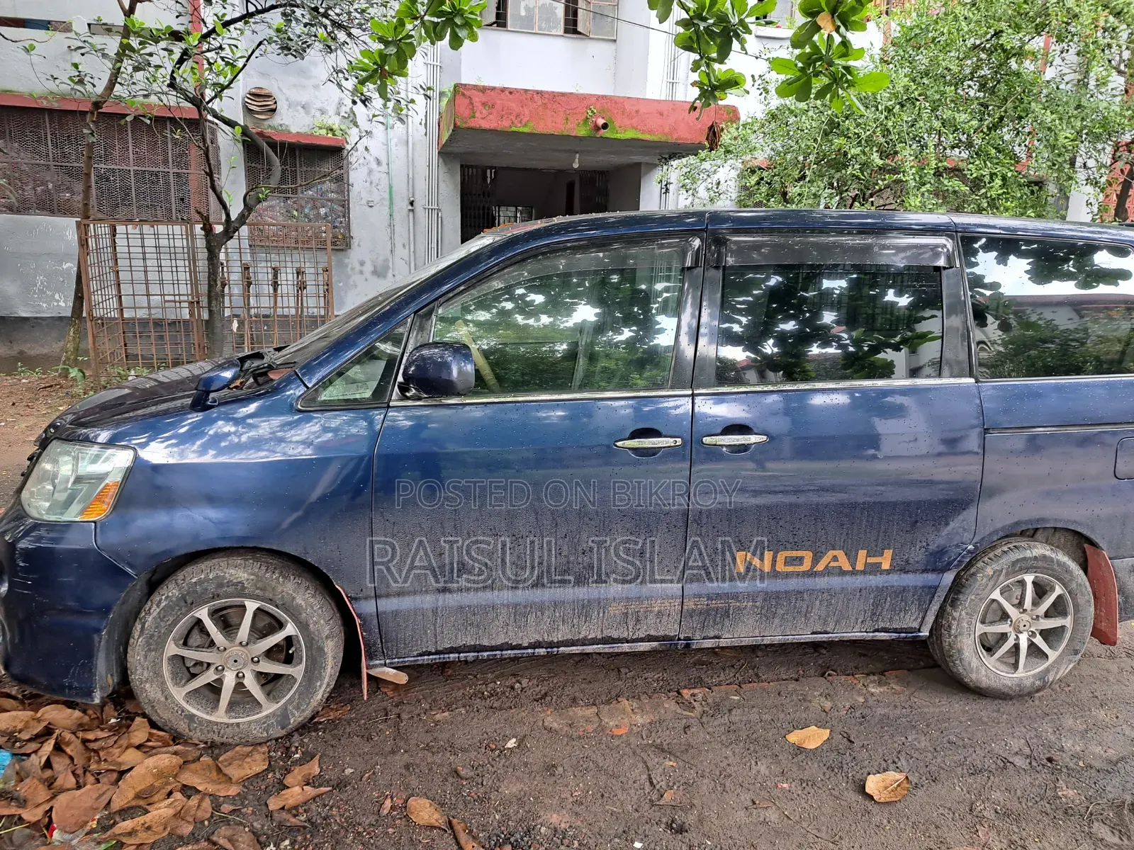Toyota Noah 2.0 AWD (8 Seater) 2006 Blue