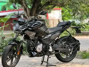 Hero Xtreme 125R 2026 Black