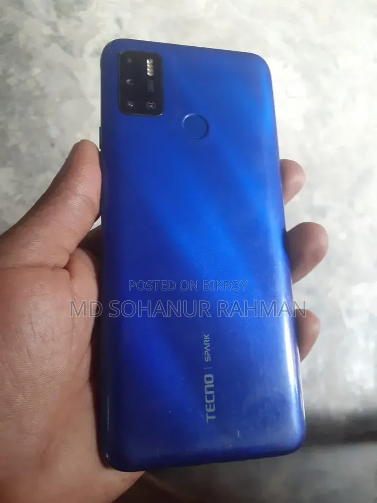 টেকনো স্পার্ক ৬ এয়ার ৩২ জিবি নীল