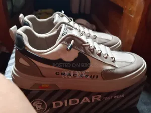 Used for 1 week, condition is just like new.