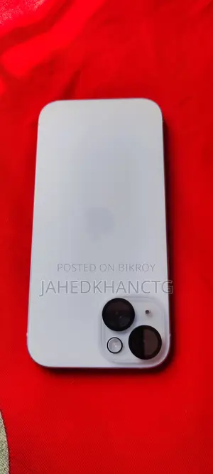 New Apple iPhone 15 128 GB White