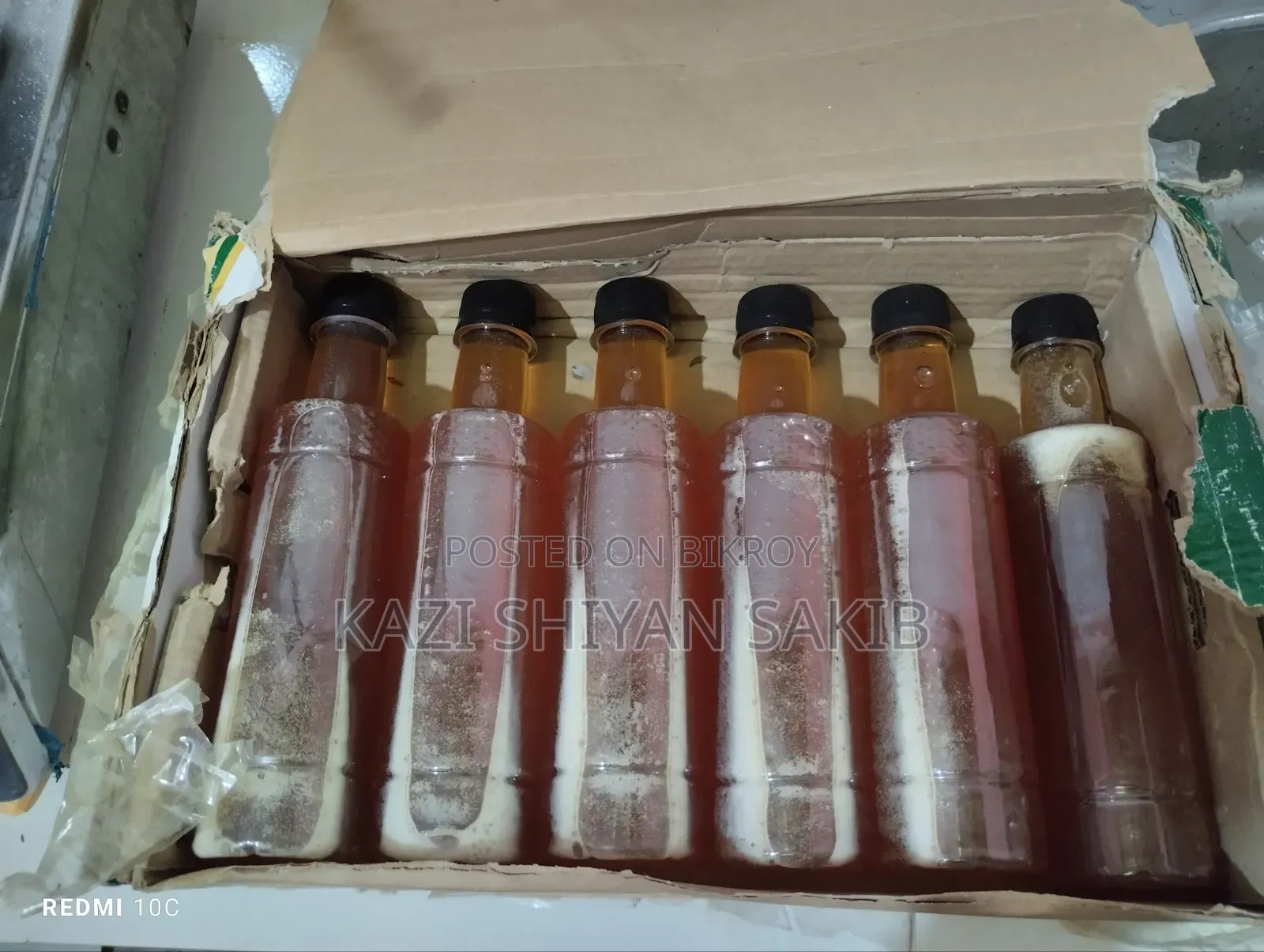Village Honeycomb Honey