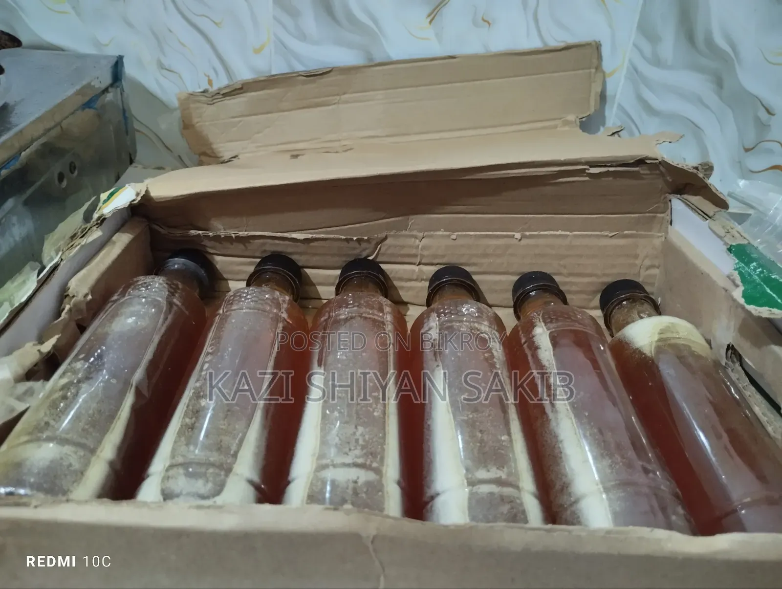 Village Honeycomb Honey