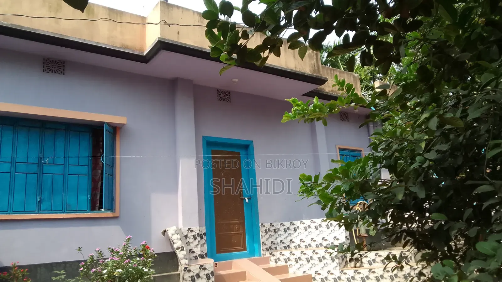 রংপুর সদরে ভাড়া দেওয়ার জন্য আসবাবপত্রযুক্ত ৩ বেডরুমের বাড়ি