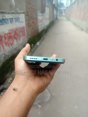 রিয়েলমি ১২ ৫জি ২৫৬ জিবি পার্পল