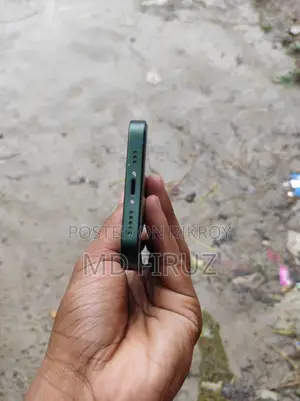 Apple iPhone 13 128 GB Green