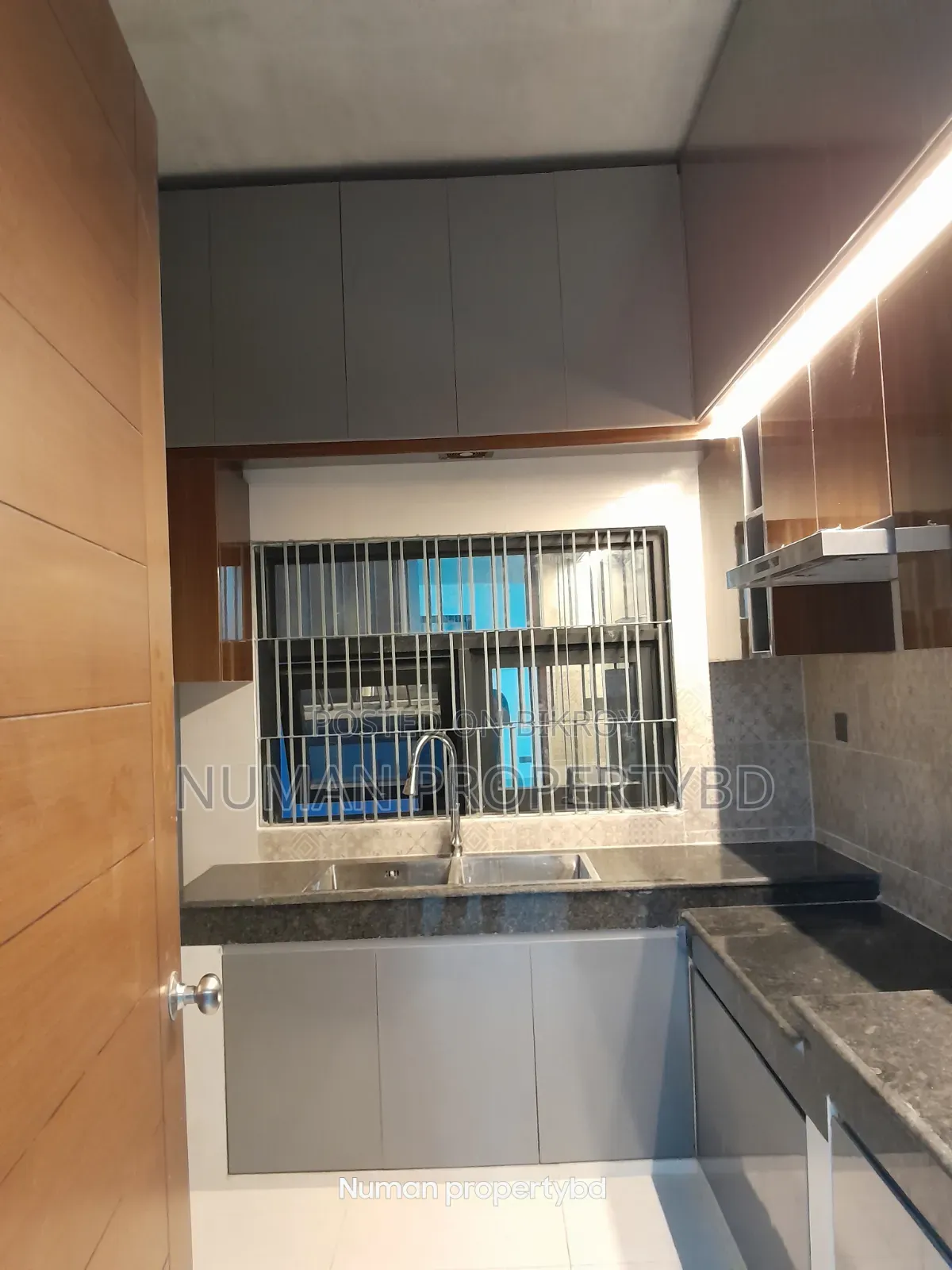 3-Bedroom Apartment in Numan Property Bd, Basundhara for Rent