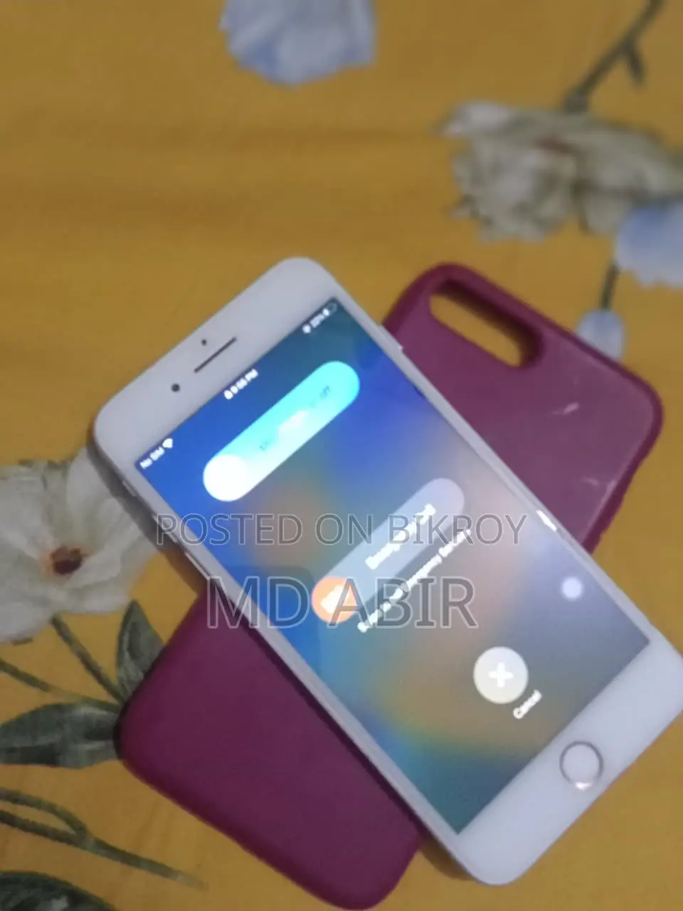 Apple iPhone 8 Plus 64 GB White