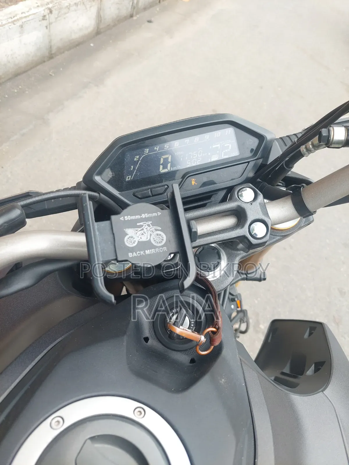Honda Hornet 2025 Gray