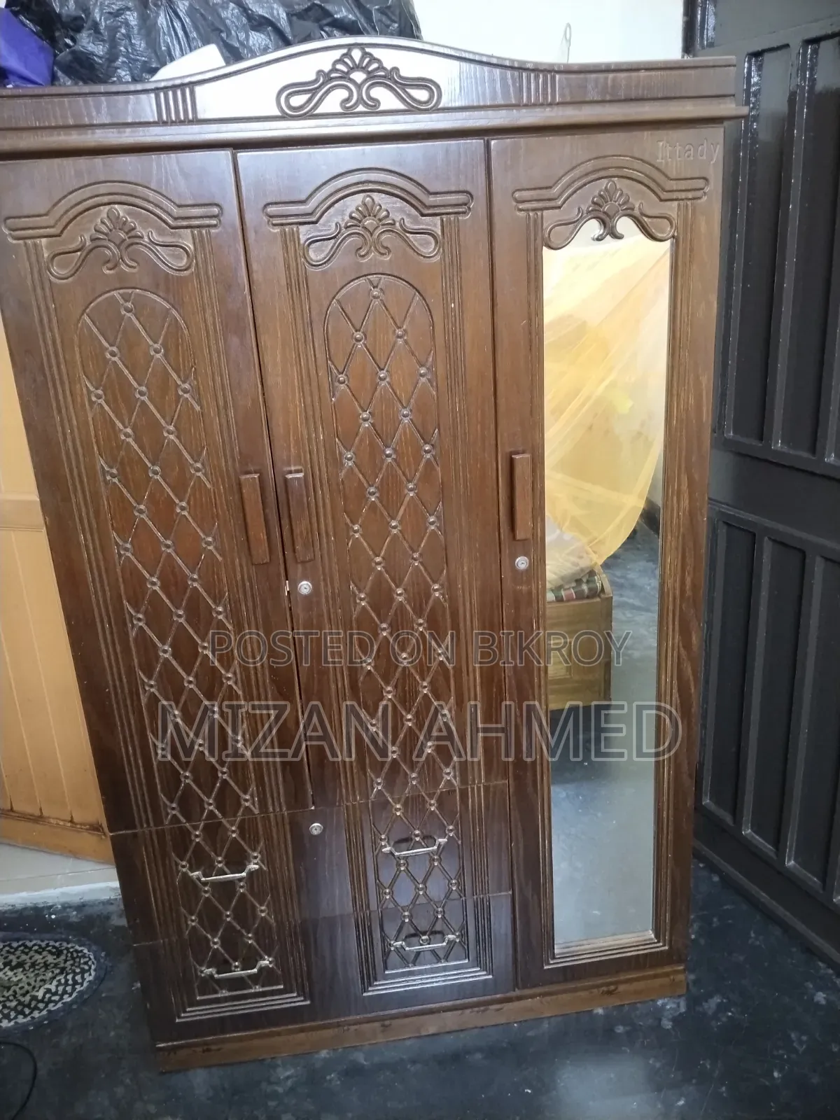 Malaysian Wood Almirah