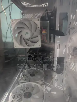 Desktop Computer ASUS 8GB AMD Ryzen 5 SSD 16 GB
