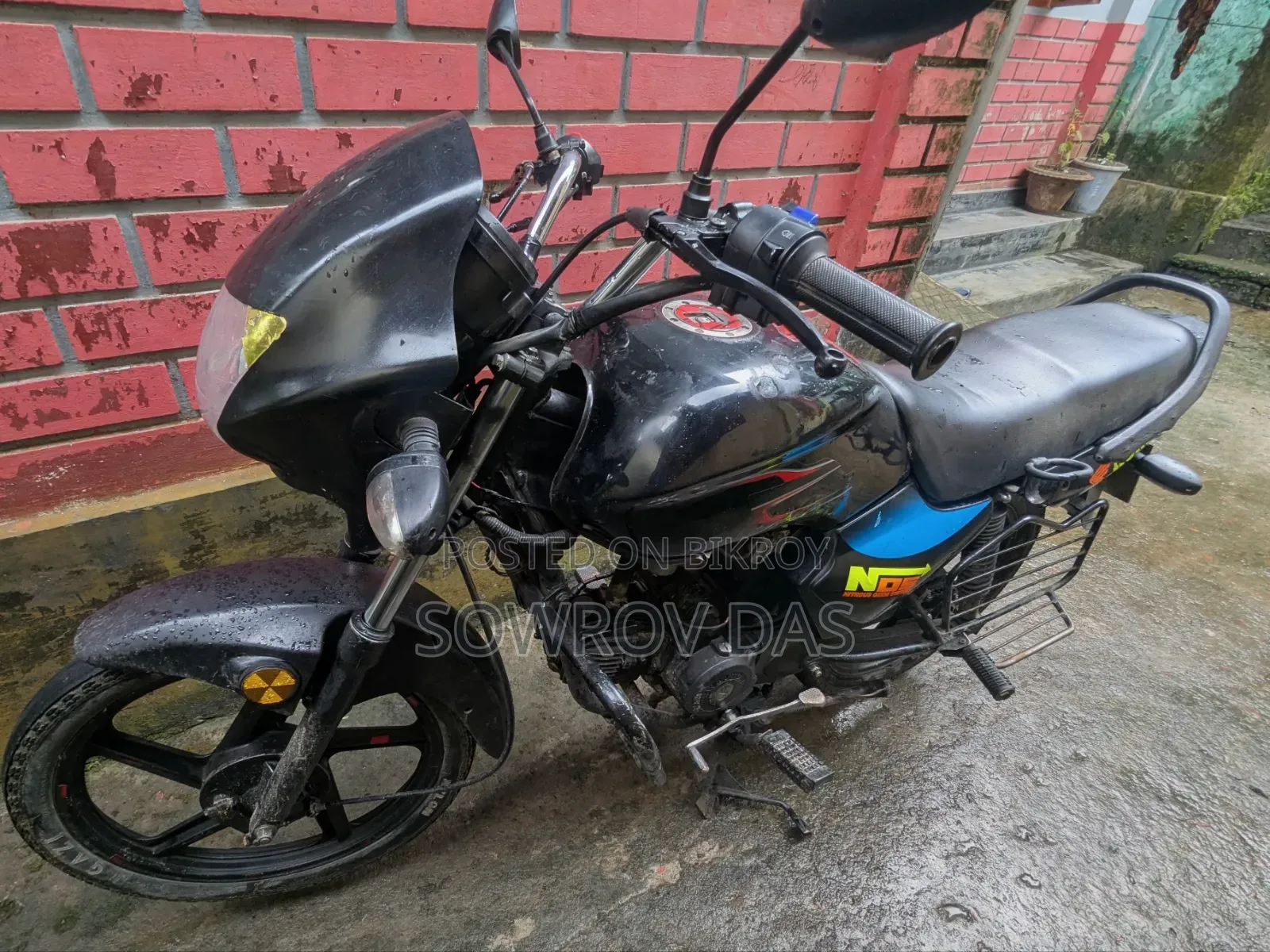 Walton Cruize 2010 Black