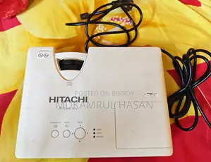 Hitachi CP-X3041WN Professional Projector for Office / Home / Presentation
