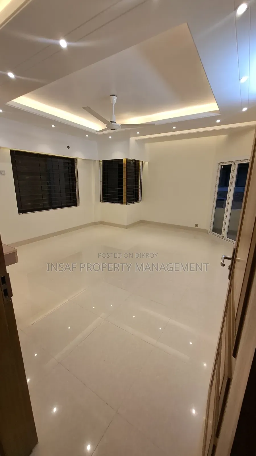 4bdrm Apartment in Gulshan for Rent