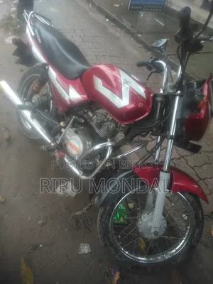 Bajaj CT 100 2018 Red