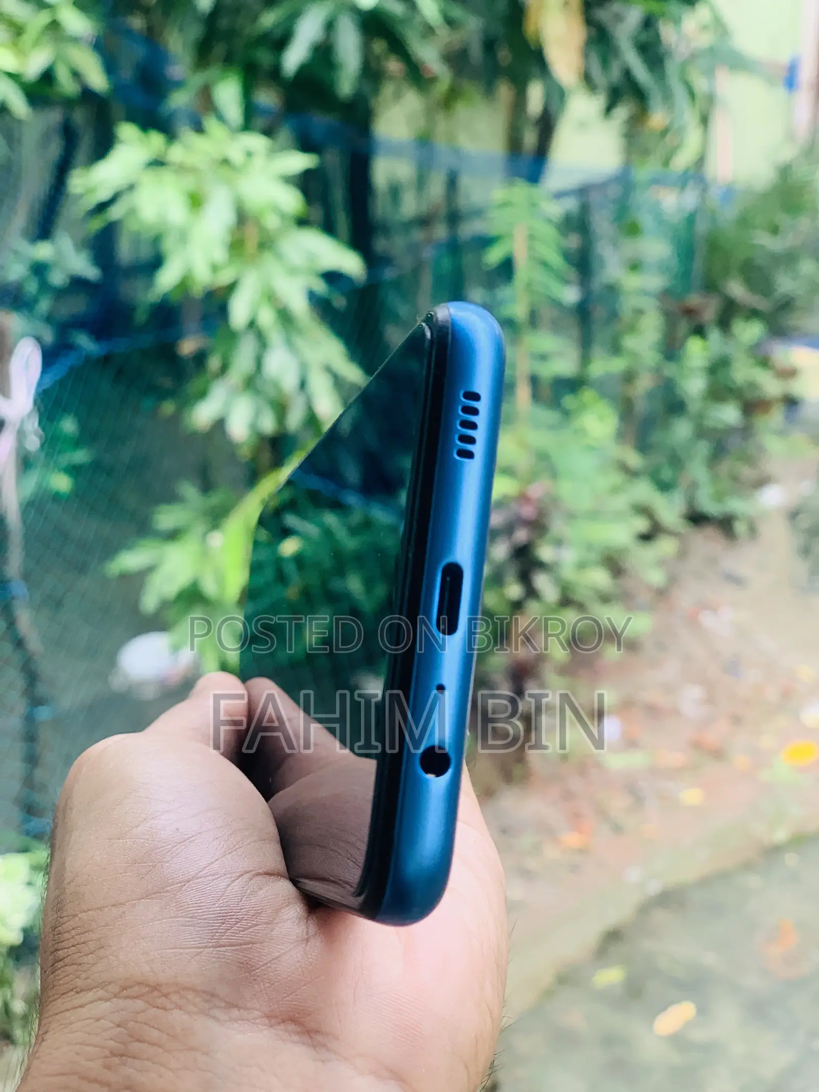 Samsung Galaxy F12 64 GB Blue