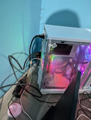Desktop Computer MSI Model 16GB AMD Ryzen 5 SSD 256GB