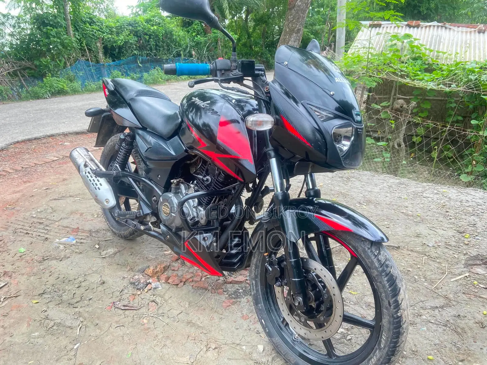 Bajaj Pulsar 150 2023 Black