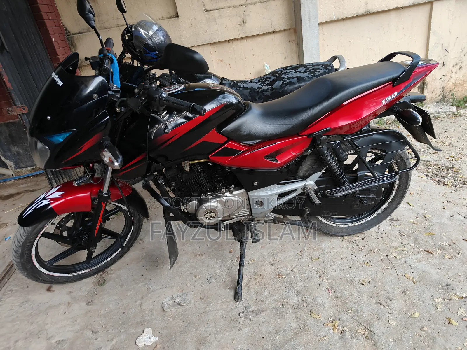 Bajaj Pulsar 150 2016 Red