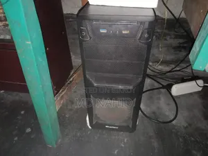 Desktop Computer Dell Alpha 16GB Intel Core i5 SSD 256GB