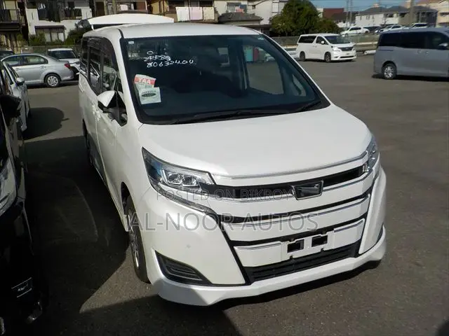 Toyota Noah 2021 Pearl