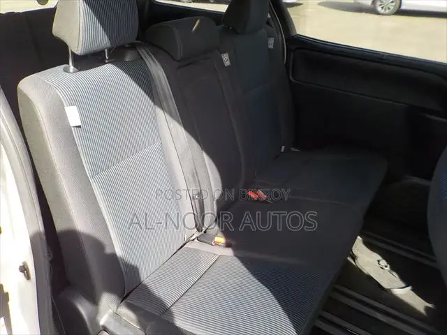 Toyota Noah 2021 Pearl