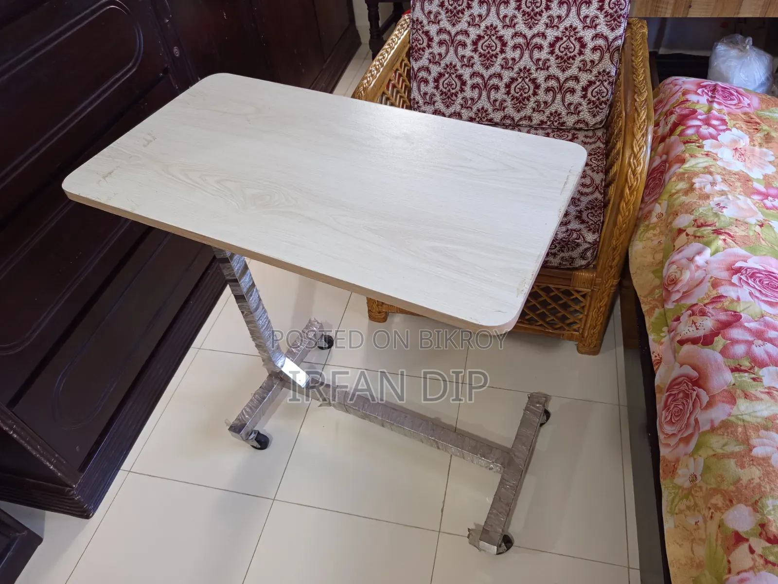 Portable Adjustable Bed Table