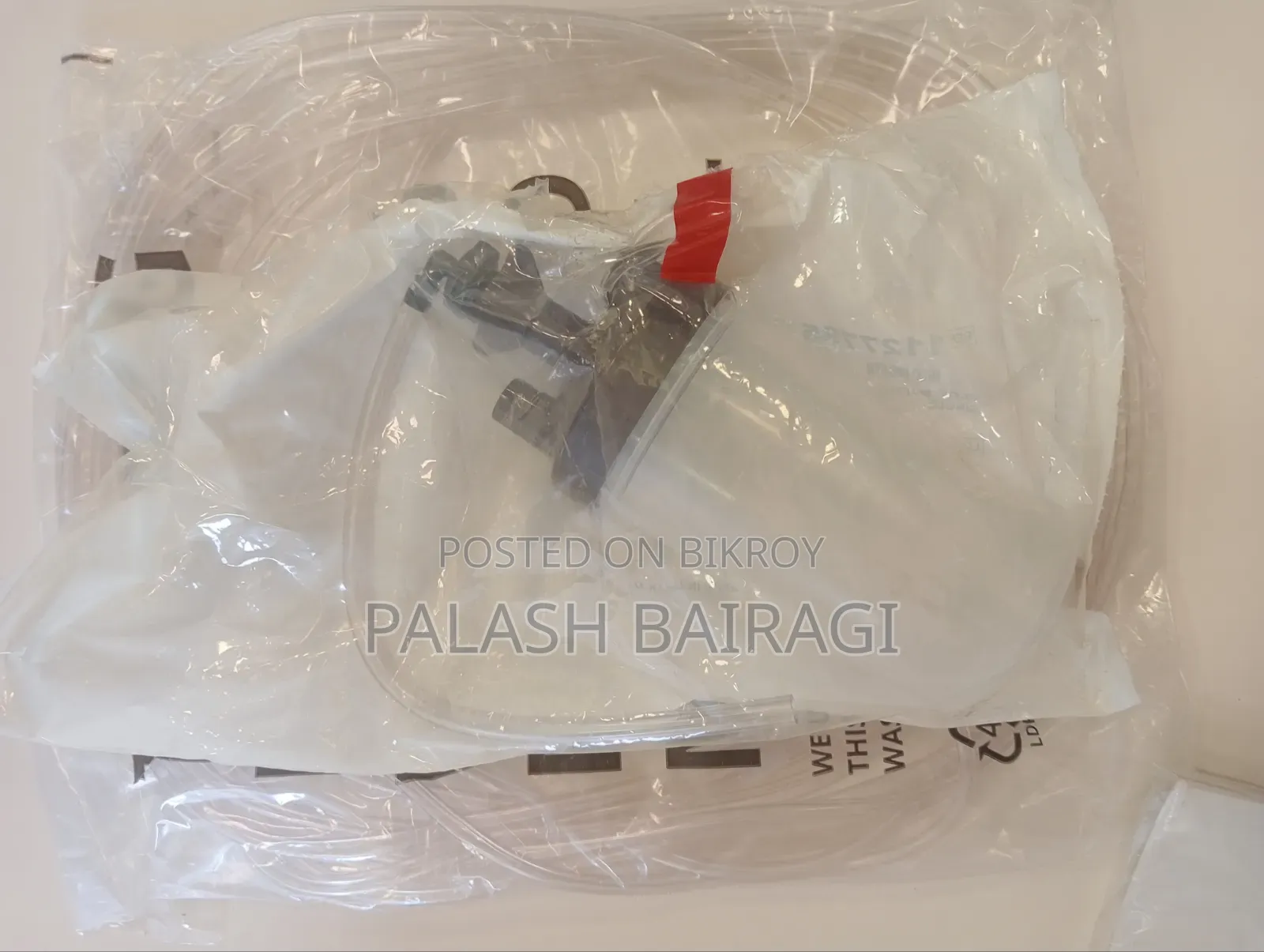 ফিলিপস অক্সিজেন কনসেন্ট্রেটর ৫ লিটার (জরুরি বিক্রয়)