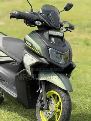 Yamaha YBR 2025 Green