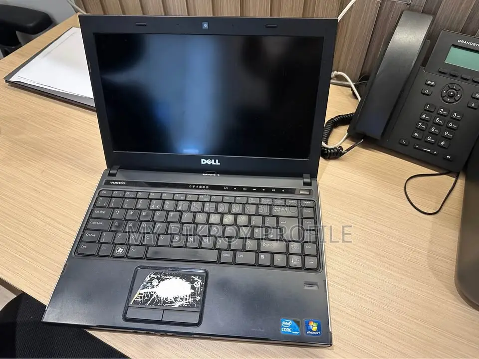 Laptop Dell Vostro 3300 3GB Intel Core i5 HDD+SSD 512GB