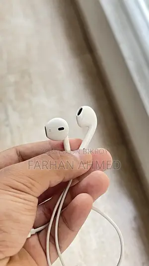 Apple Lightning Earphones (Original)