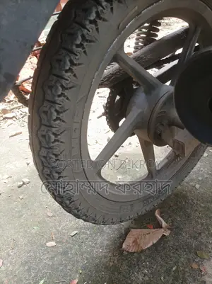 Bajaj Discover 100 2013 Red