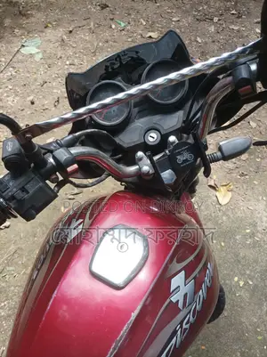 Bajaj Discover 100 2013 Red