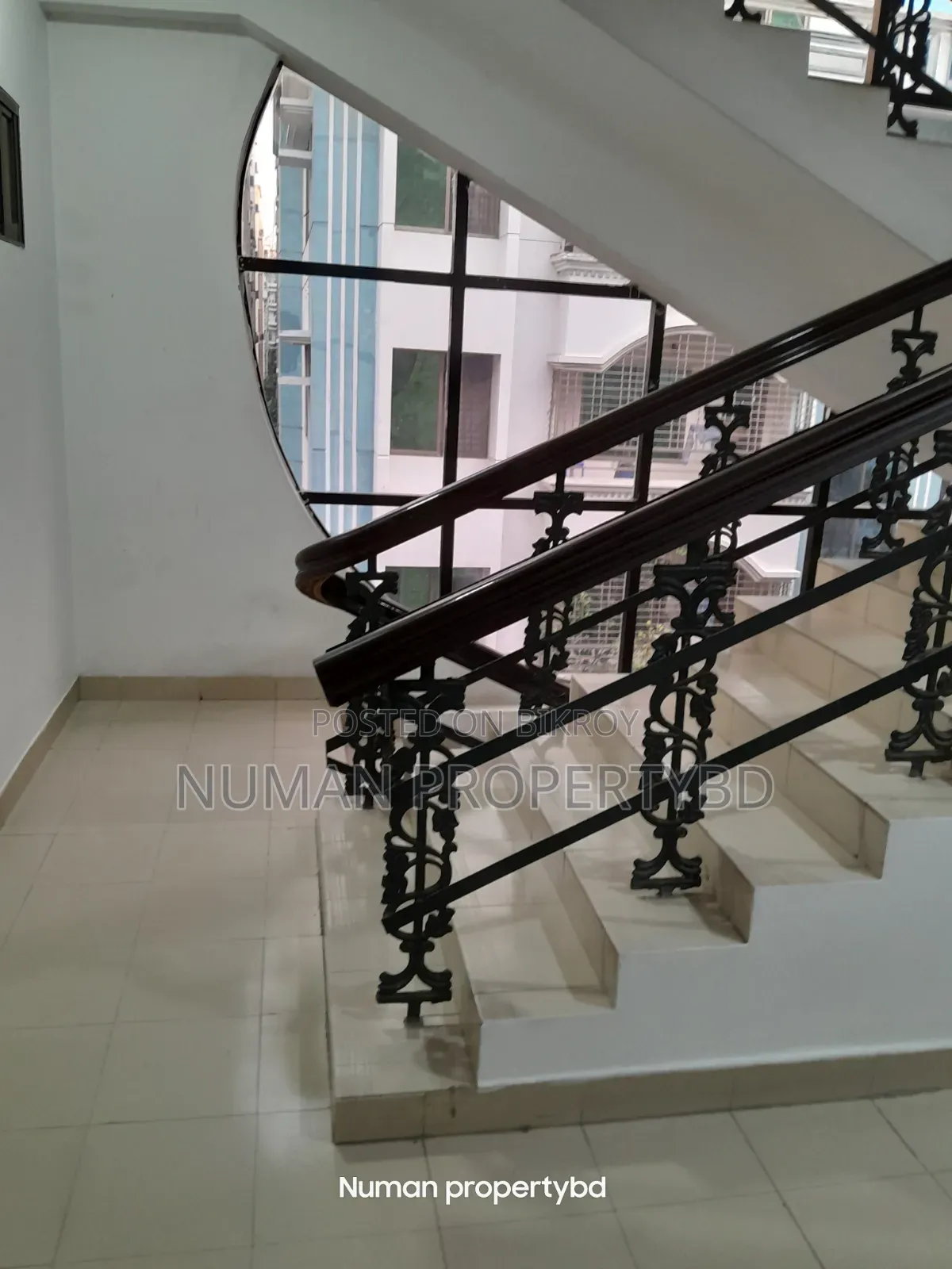 4bdrm Apartment in Numan Property Bd, Basundhara for Rent