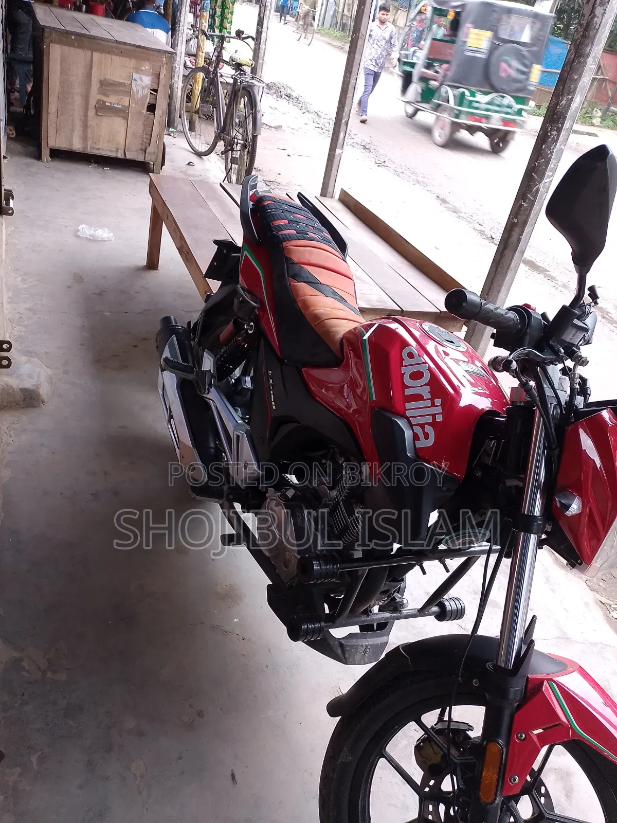 Aprilia FX 2022 Red