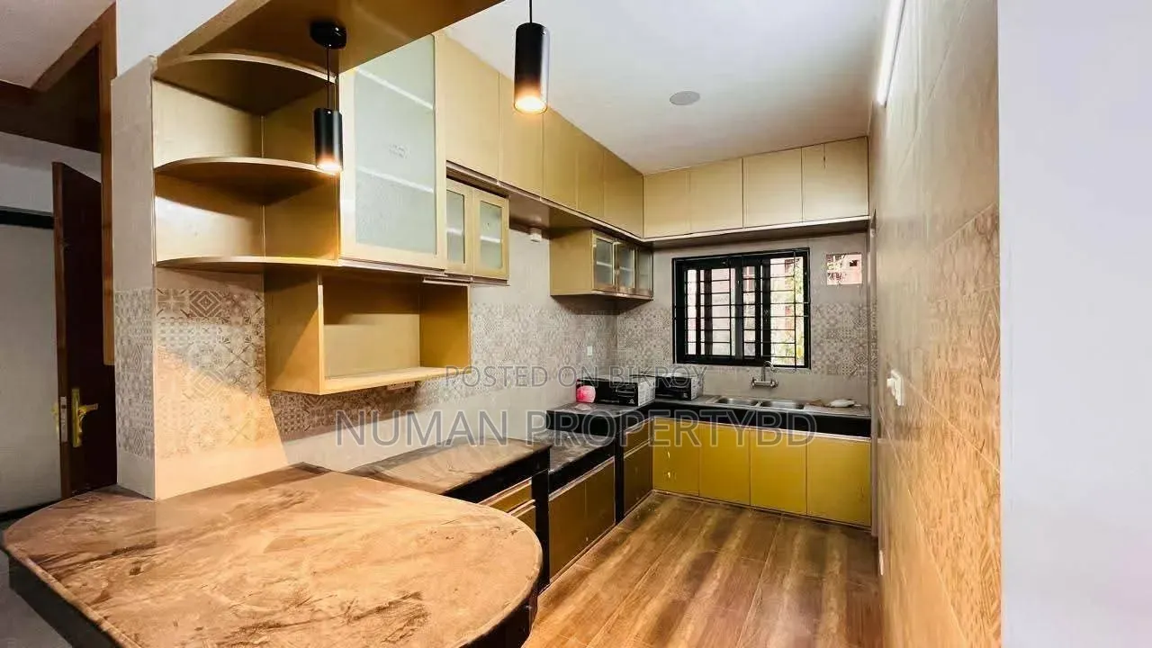 4 Bedroom Apartment in Numan Property Bd, Basundhara for Rent