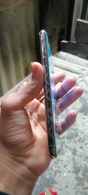 অ্যাপল আইফোন এক্সএস ম্যাক্স ২৫৬ জিবি গোল্ড