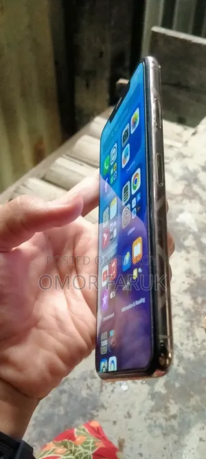 অ্যাপল আইফোন এক্সএস ম্যাক্স ২৫৬ জিবি গোল্ড