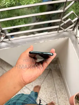 Apple iPhone 11 Pro 64 GB Gray