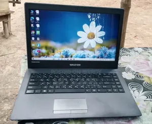 Laptop 8GB Intel Pentium SSD 128GB