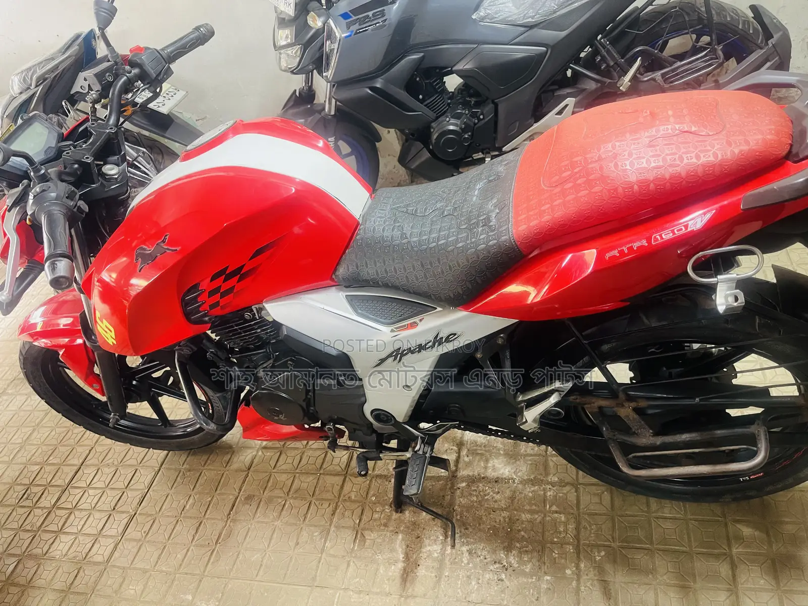 TVS Apache 160 4V 2020 Red