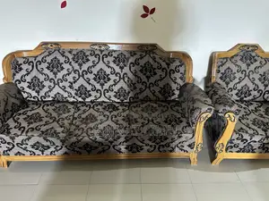ব্যবহৃত ৫ সিটার সোফাসেট