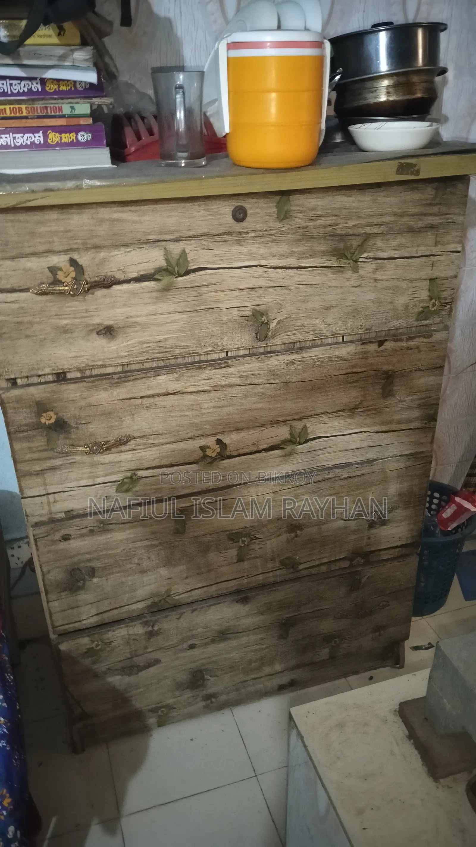 Wardrobe, Bed, Table