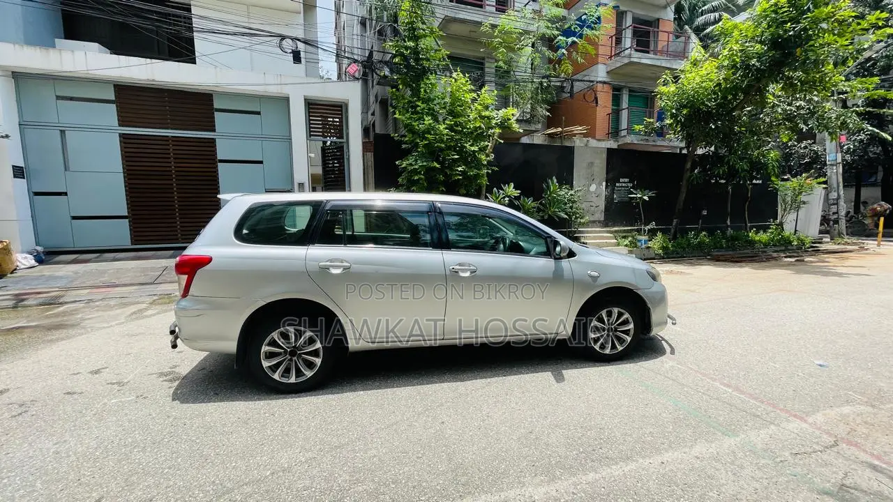 টয়োটা এক্সিও ১.৫ জি ২ডব্লিউডি ২০১২ সিলভার