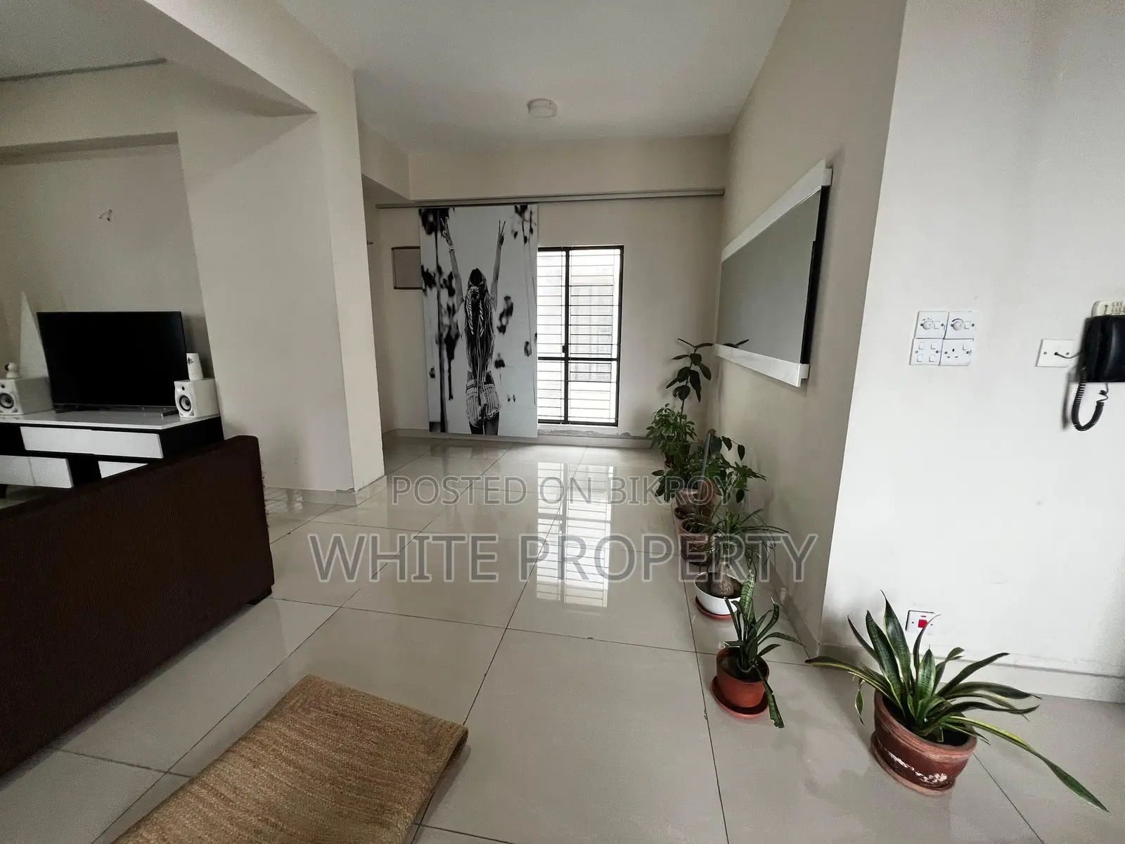 4-bedroom Apartment in White Property, Gulshan for sale